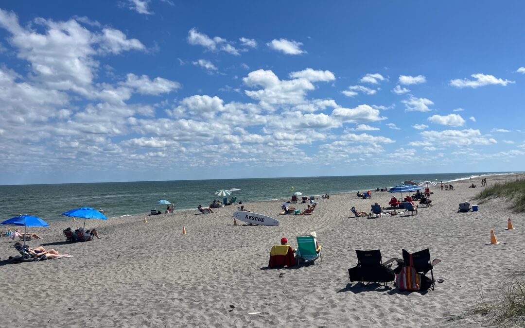 Hobe Sound beach scene promoting content marketing services.