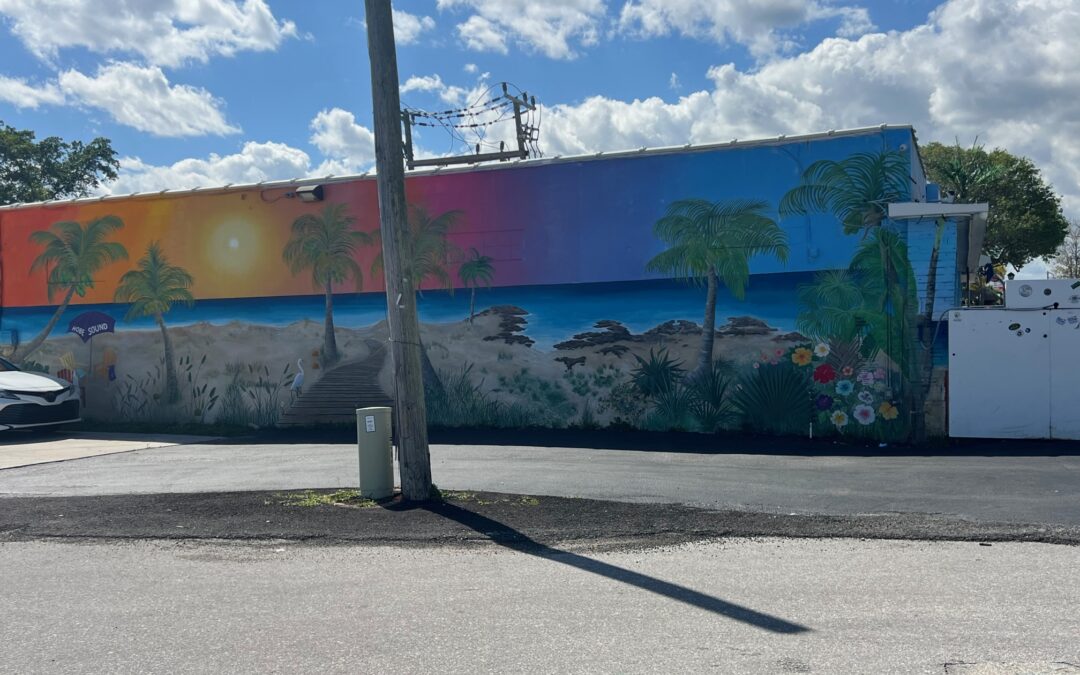 Hobe Sound mural depicting palm trees, ideal for small business SEO marketing.